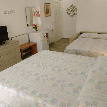 B&B Sweet Dreams Diano Marina Exteriör bild