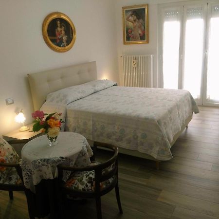 B&B Sweet Dreams Diano Marina Exteriör bild