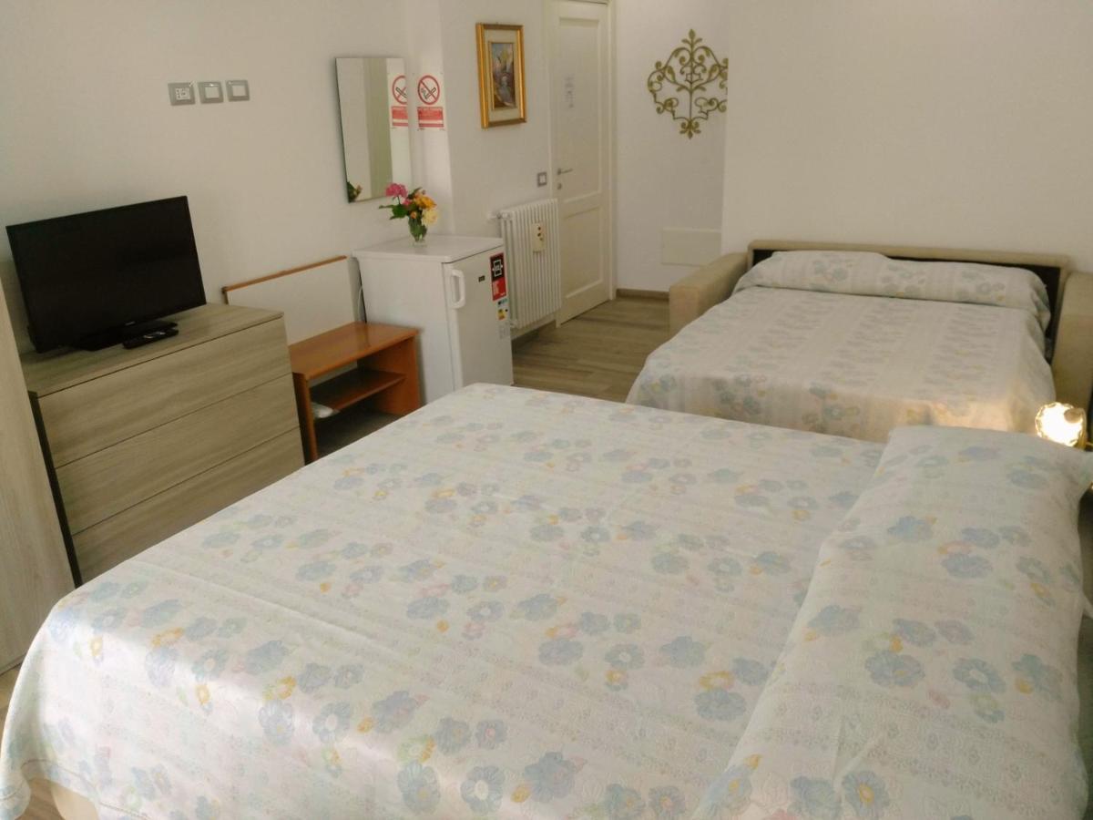 B&B Sweet Dreams Diano Marina Exteriör bild