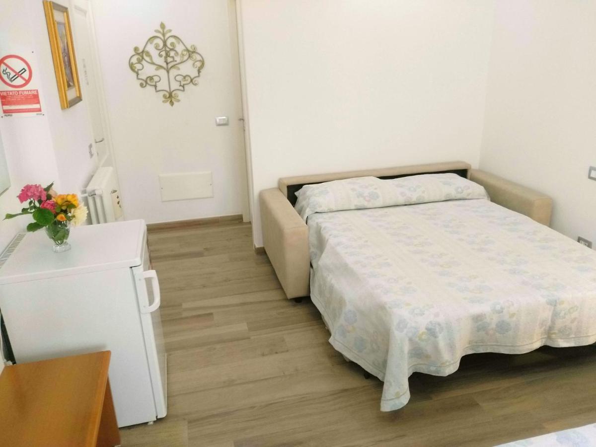 B&B Sweet Dreams Diano Marina Exteriör bild