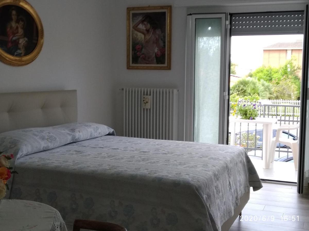 B&B Sweet Dreams Diano Marina Exteriör bild