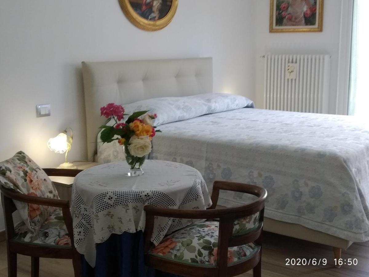 B&B Sweet Dreams Diano Marina Exteriör bild